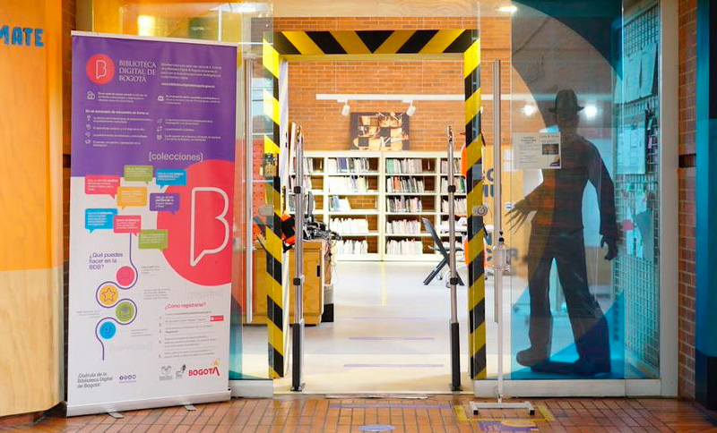 imagen de la entrada de la Sala Labco de la Biblioteca Pública El Tunal Gabriel García Márquez