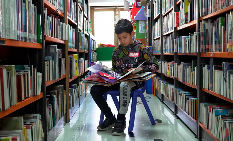 Exploradores de lo invisible  