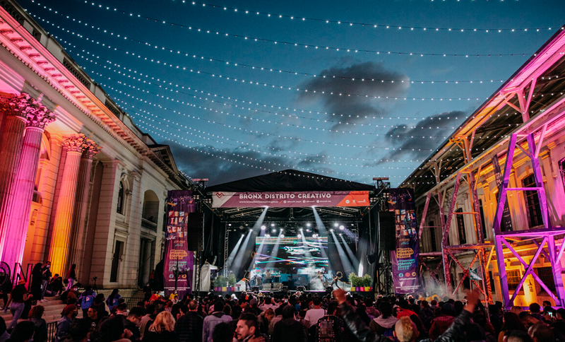 Escenario al aire libre Bronx Distrito Creativo