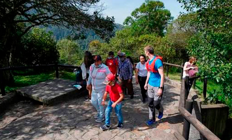 Caminata ecológica al Mirador La Resurrección 