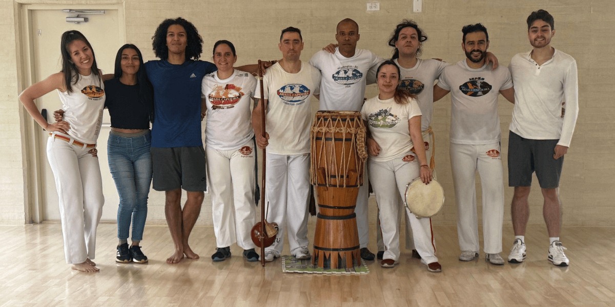 Miembros del equipo capoeira