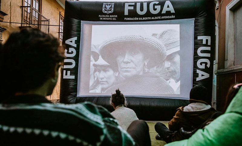 Cine en la calle 10 de la FUGA