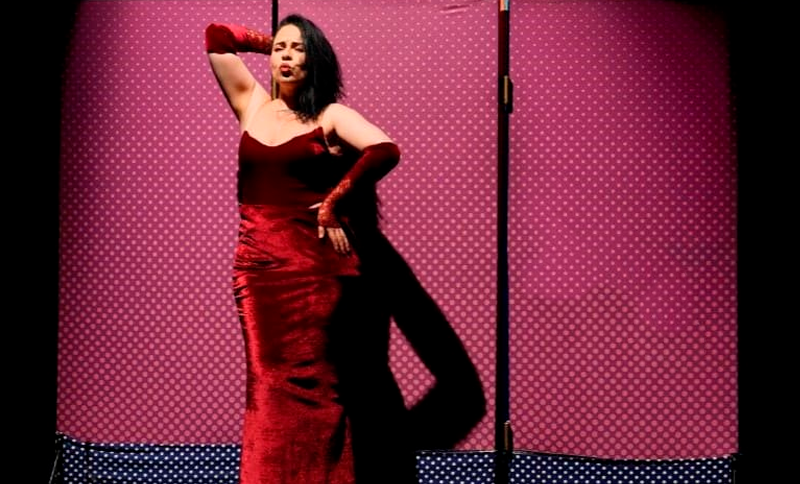 Ella en si - Teatro La Factoría Tino Fernández