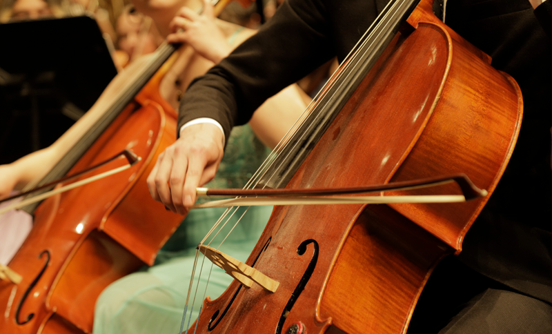 Instrumentos de filarmónica en primer plano 