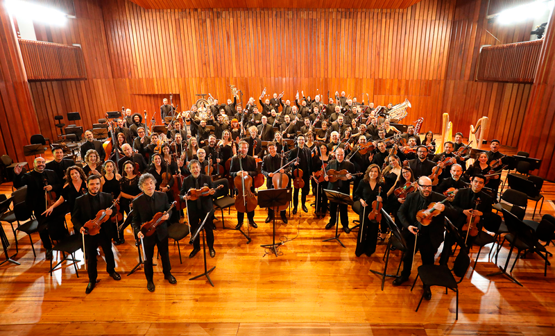 Filarmónica de Bogotá en un escenario