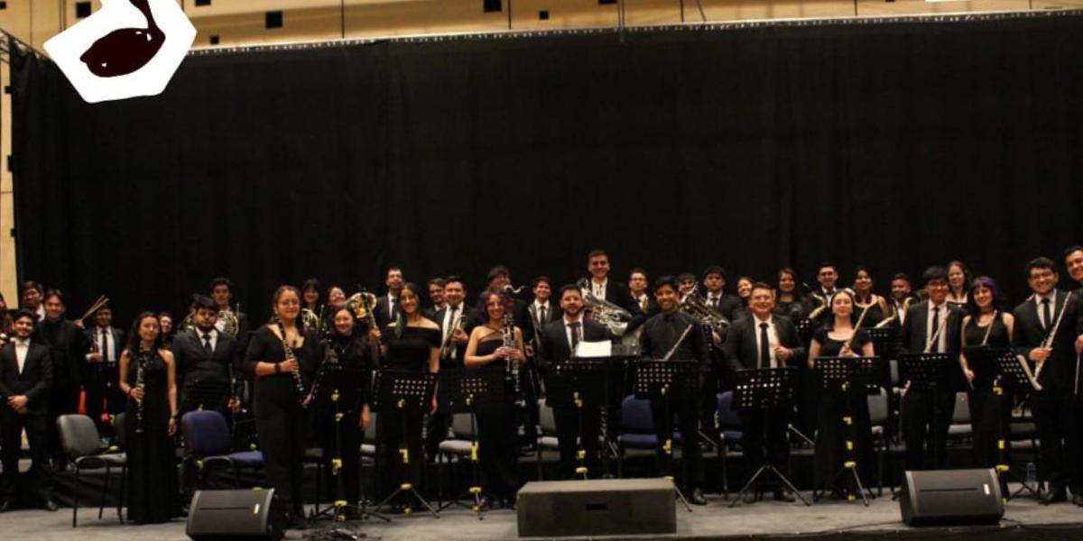 Miembros de la Banda Sinfónica de la U Pedagógica