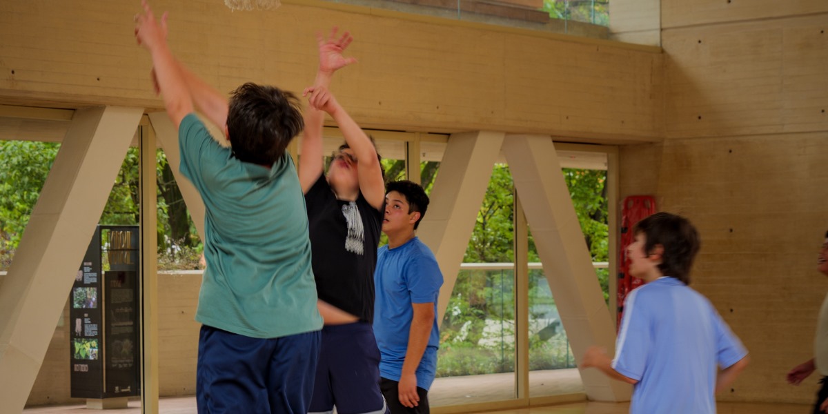 Afiche Vacaciones Recreativas.