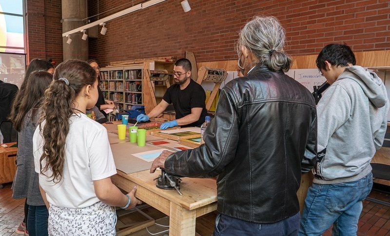 foto de un labco con público asistente