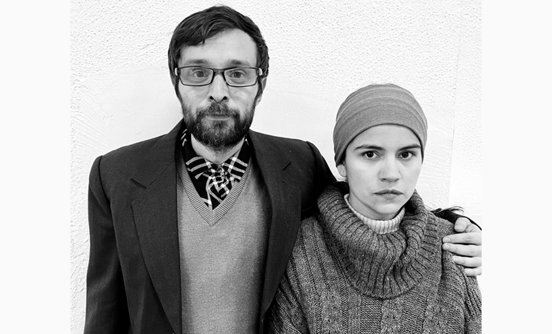 Dos actores en Lastre en escena