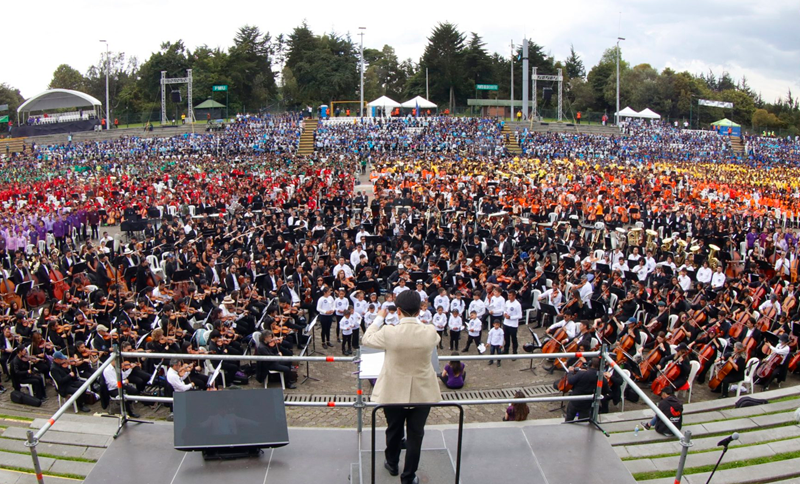 Orquesta Filarmónica en el Simón Bolívar