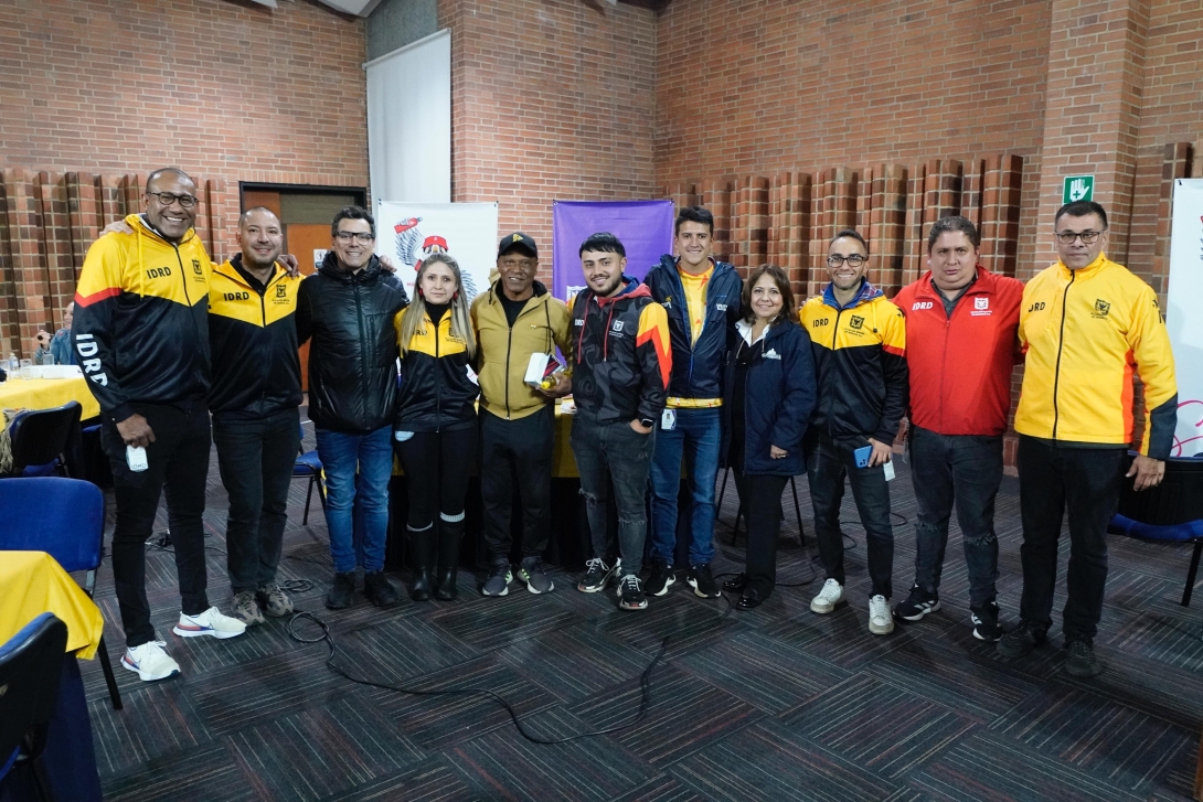 Presentación de juegos comunales distritales