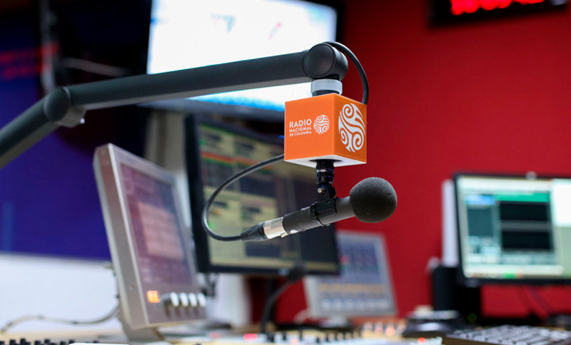 Radio Nacional y BibloRed