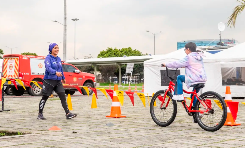 Reto Rodante - Niño en una bicicleta