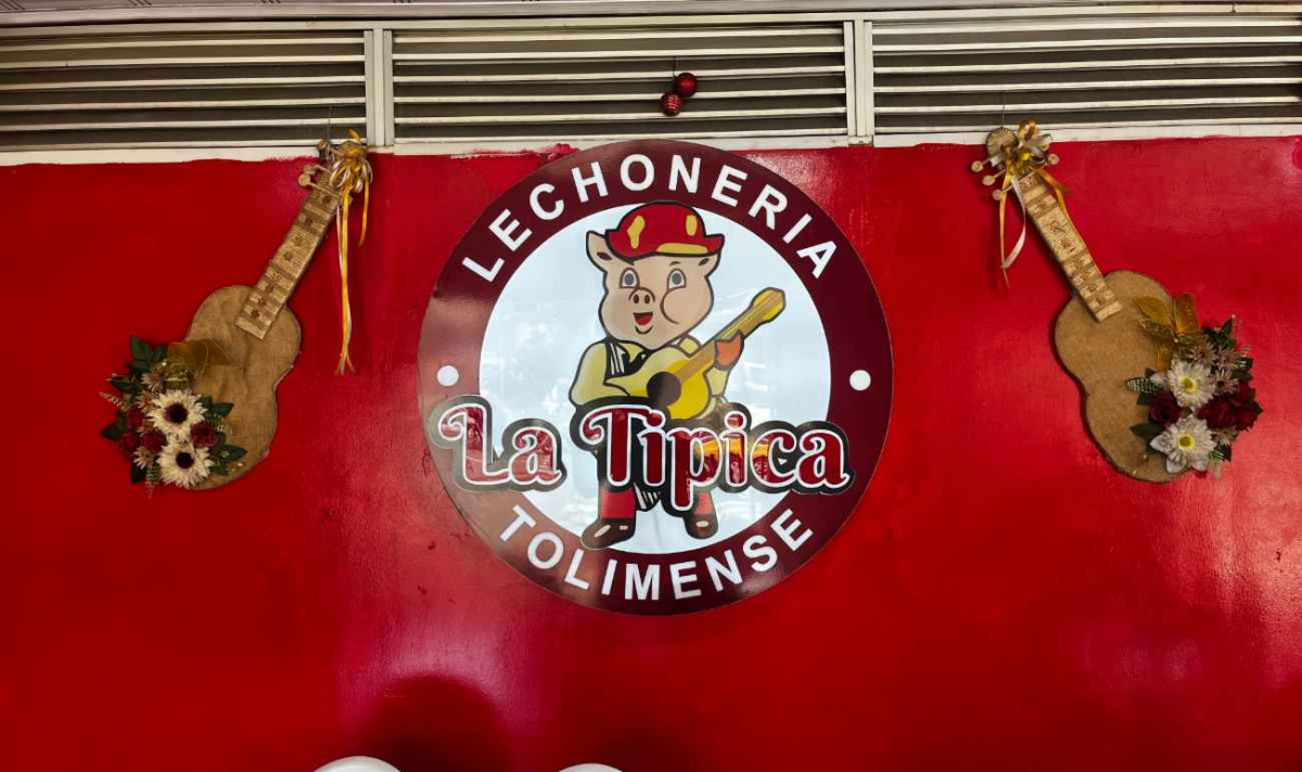 Logo Lechonería La Típica
