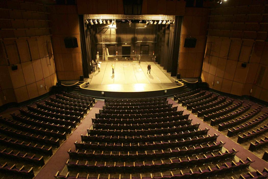 TEATRO jorge eliecer Gaitán