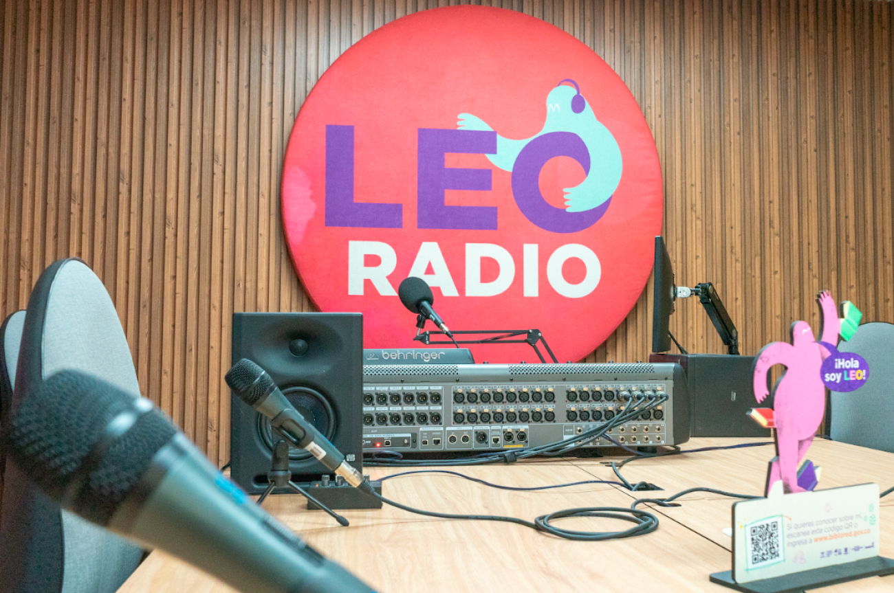 leo radio