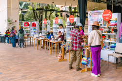 emprendimientos en feria y público