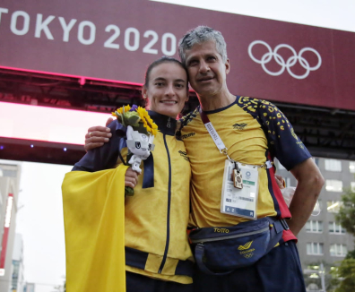 Marcelino Pastrana y marchista Lorena Arenas Campuzano