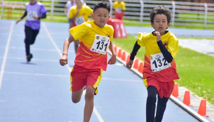 Niños en carrera de atletismo. Foto: Cortesía Liga de Atletismo Bogotá.