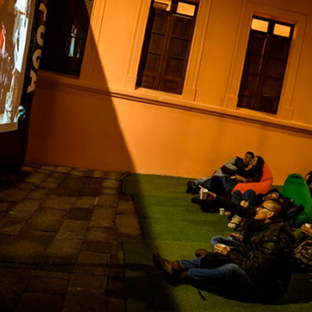 Cine Calle 10: Documental Dicen que tú y yo estamos locos