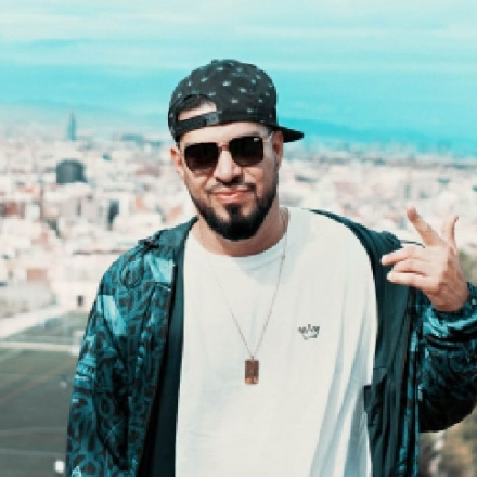 Artista de hip hop ALI A.K.A MIND