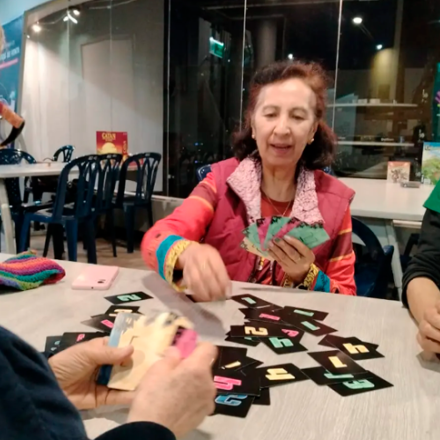 Tarde de juegos de mesa
