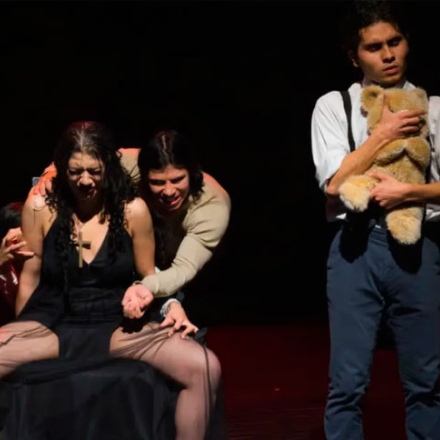 Club Suicida Busca... llega al Teatro La Mama