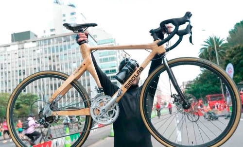 Actividad física y deporte en La Ciclovía de Bogotá    