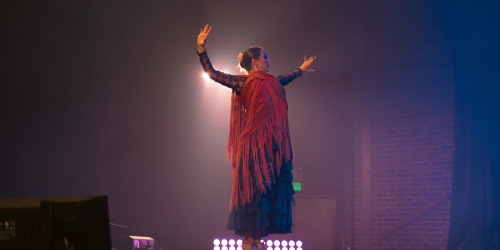 mujer bailando