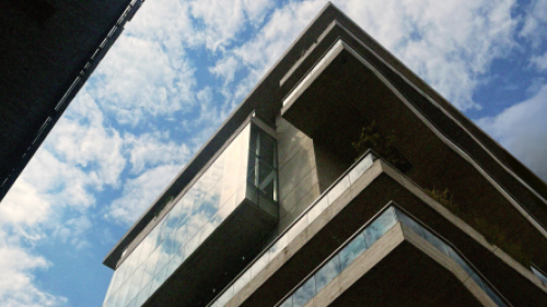 Fotografía de una parte de la fachada Centro Felicidad Chapinero