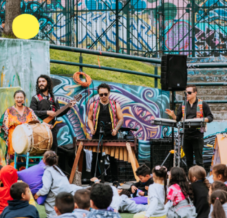 Fiesta cultural para niños y niñas